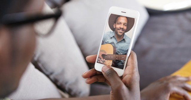 Bass Player Orders Lead Singer’s Cameo to Figure Out When Next Practice Is
