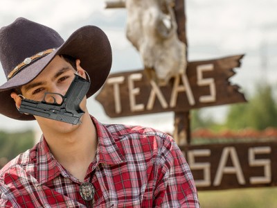 texas, mask, gun, functioning, covid-19, shoot