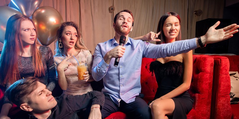 karaoke, sing, song, n-word, racist, cop, ignorant, dumb, acab, police