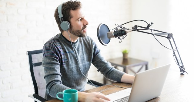Podcaster Undergoes Risky Surgery to be Able to Naturally Speak at 1.5x Speed