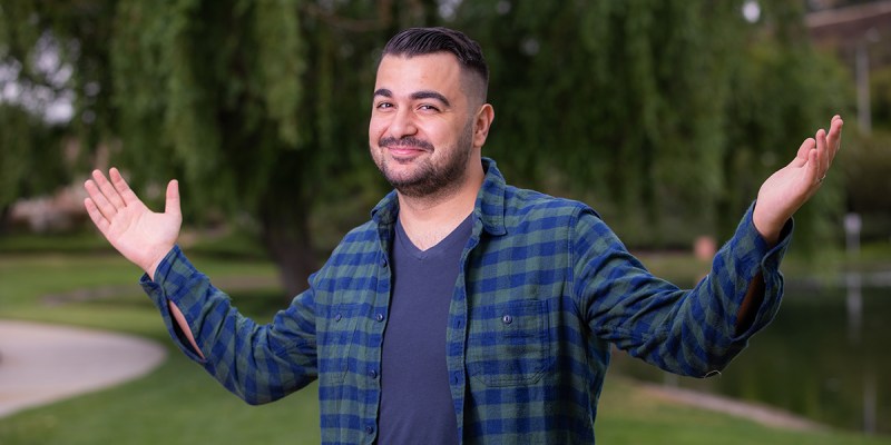 plaid, blue, purple, guy, shrug, trees, bread, pudgy, heavy, v-neck