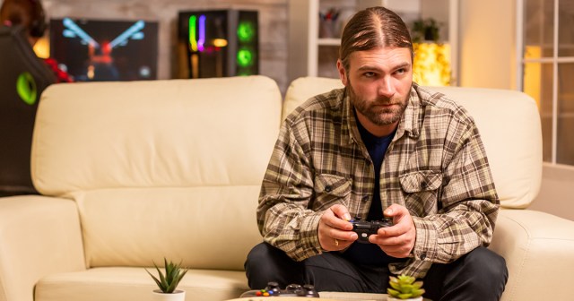 Gamer Downloads Hot New Multiplayer Game Just in Time for Friends to Move On