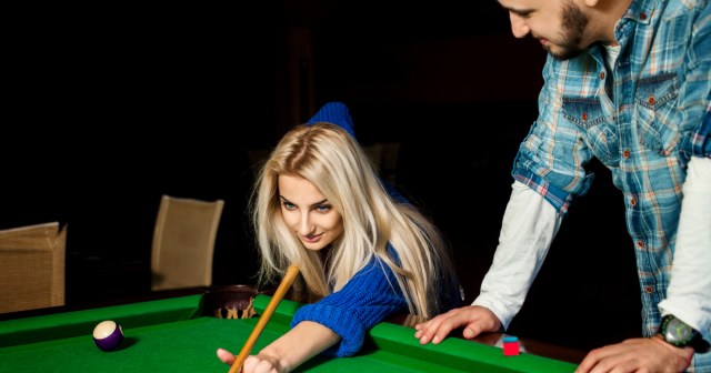 3 Signs She’s Just Not Into You and 3 of the Same Signs You’ll Misinterpret