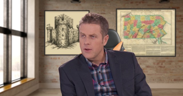Struggling to Fill Time, Geoff Keighley Looks Around Room to Improvise Game Announcement
