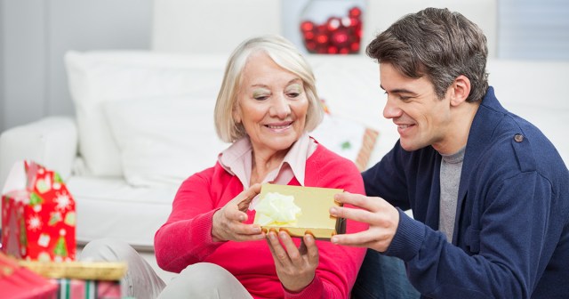 Mother Buys Adult Son Pack of Underwear From Favorite Cam Girl