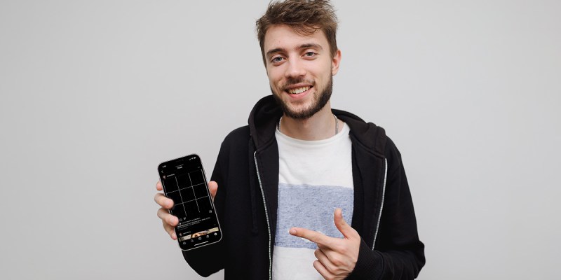 white guy, top 9, black square