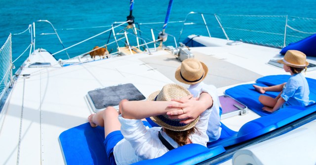 Economists Warn Raising Minimum Wage Will Impede Americans’ Ability to Be Born Wealthy