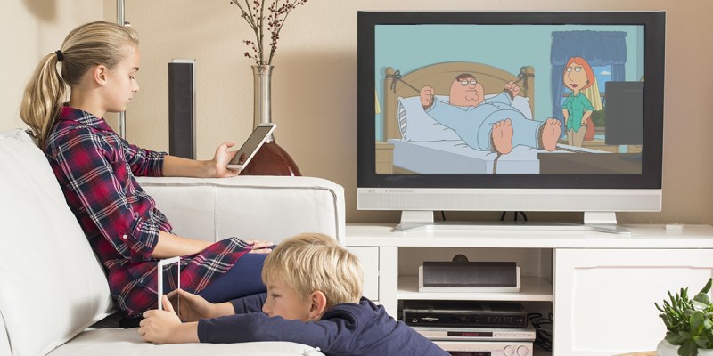 family guy, tv show, cartoon, bad, not funny, lame, boring, immature, dumb, stupid, peter, louis, meg, brian, stewie, chris