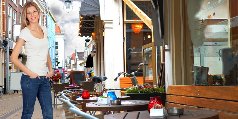 horse girl, restaurant, eat, date, sex, tinder, swipe right, match, meet up, love first date, fake, imposter, weirdo