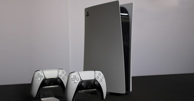 Sony Advises Gamers Against Cracking Apart PS5 Like Delicious Pistachio