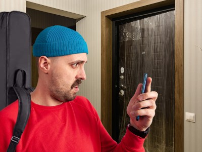 bassist, home, limited capacity