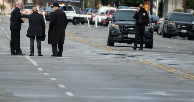 Tense Introduction Between FBI and Local Police Calmed by Racist Joke