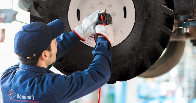 Domino’s Drivers Putting On Their 4/20 Tires