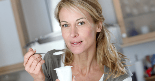 Quiz: Is She Flirting With You, or Is She Just an Actress in a Yogurt Commercial?