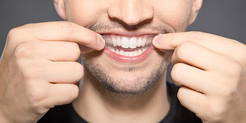 crest, white strips, flossing