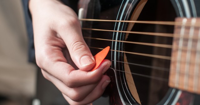 Are You Using the Wrong Guitar Pick? Read This Article and Enjoy Pretending That’s the Problem for a Little While