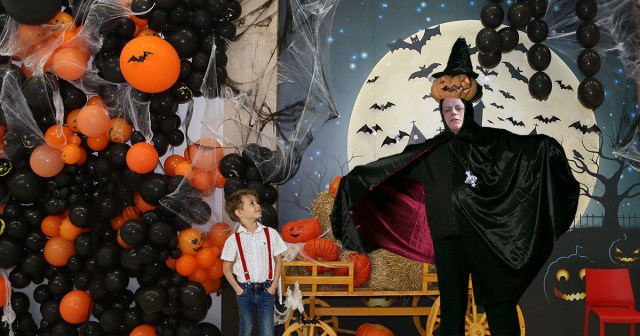Kid Asks Mall Danzig if He’s the Real Danzig