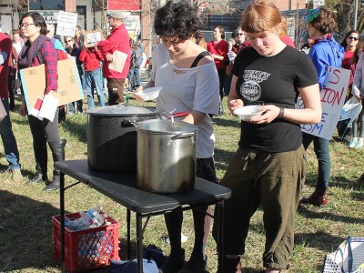 anarchists, vegan, chili