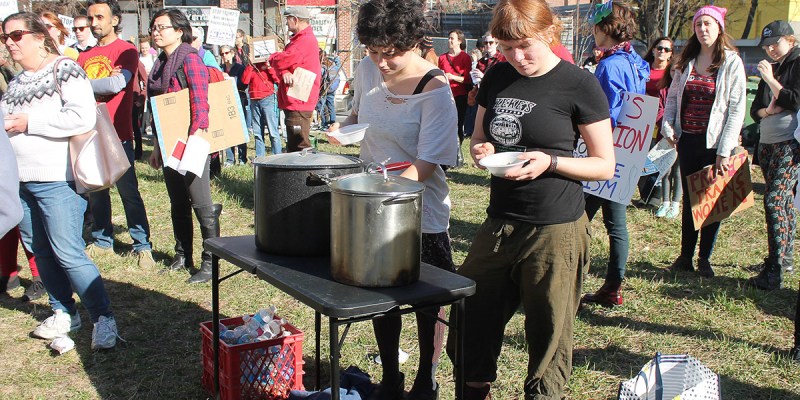 anarchists, vegan, chili