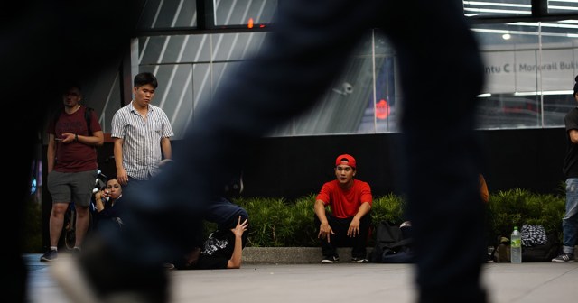 Bullying Teens Cause Man to Improve Self in Every Way