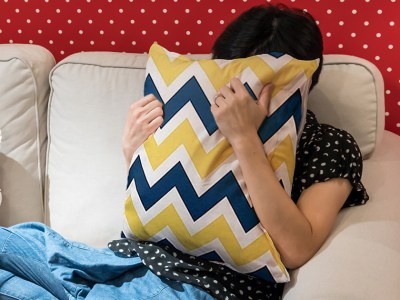 mom, scream, throw pillow