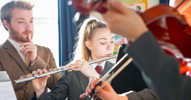 High School Band Teacher Keeping Fact He Used to Play Trumpet for ‘No Doubt’ in Back Pocket Until He Really Needs It
