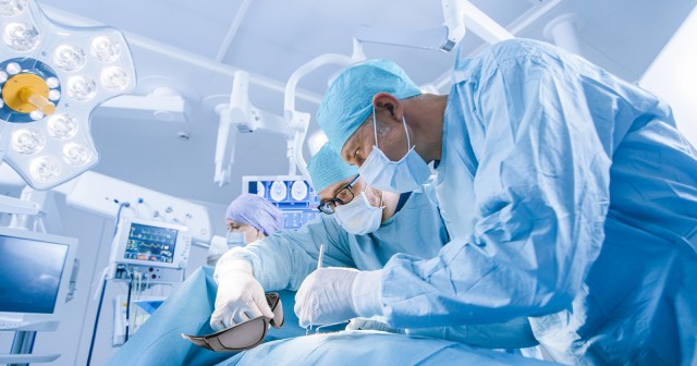 Surgeons Successfully Remove Wraparound Sunglasses From Goateed Man’s Face