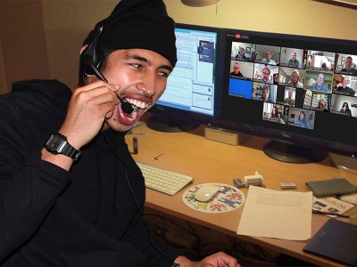 screamo, zoom, headset