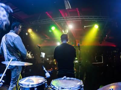 optimistic, empty, full