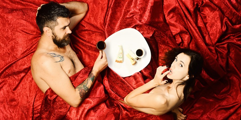 couple, mirror, grubhub