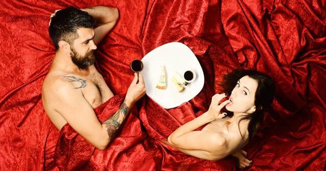 Couple Hangs Mirror Above Bed So They Can Watch Themselves Have Grubhub