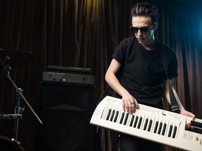 abuser, scene, keyboard