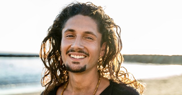 Man Can’t Wait for Directionless, Improvised, Five-Hour-Long Grateful Dead Biopic