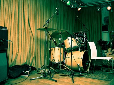 all ages, cut off, 32