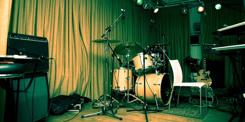 all ages, cut off, 32