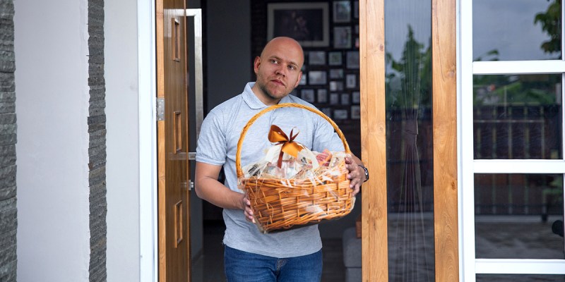 spotify, gift basket, secret