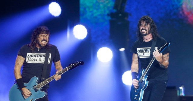 Dave Grohl Somehow Pulls Dave Grohl Out of Audience to Play On Next Foo Fighters Song
