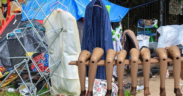 Here’s How I Turned My Passion Into A Career By Selling Nylon-covered Mannequin Legs Out Of A Dirty Tent Next To The Highway