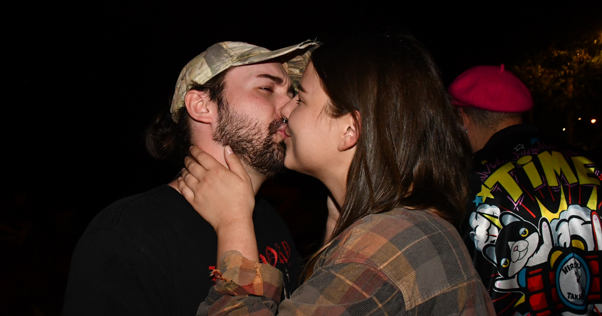 septum, kissing, smell