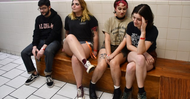 Roommates Dreading Chucks Without Socks Season