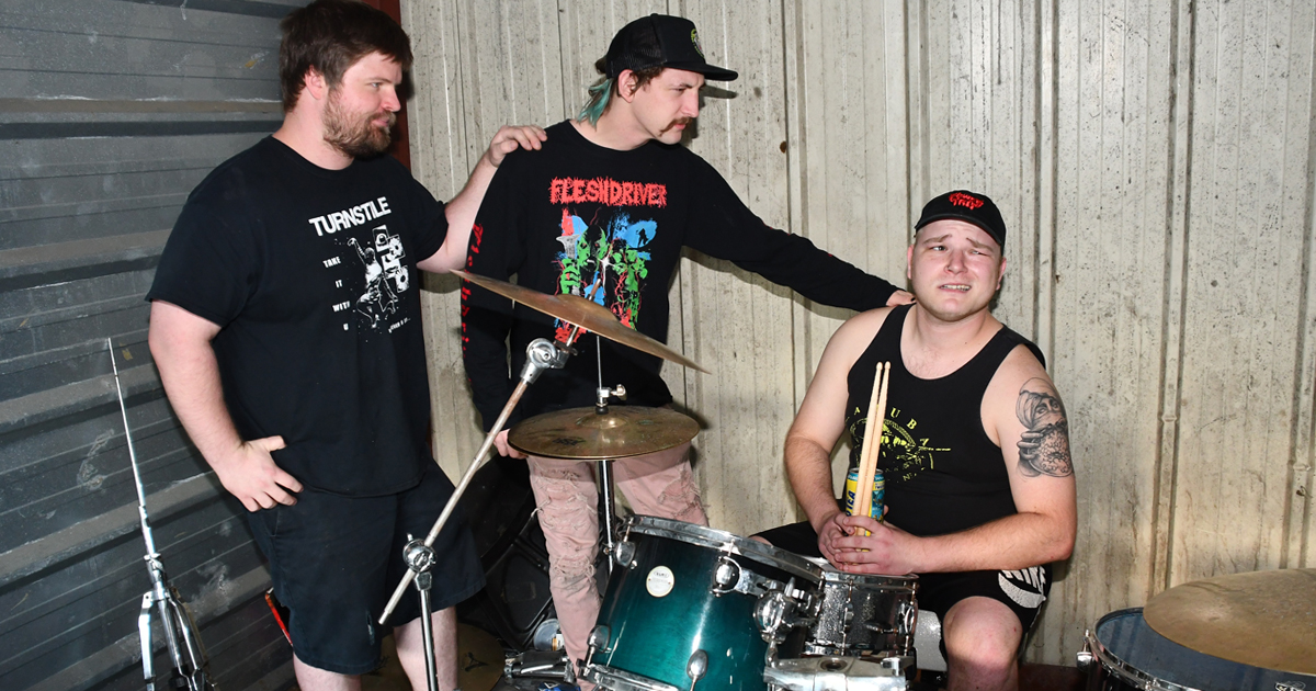 drummer, bassist, farm