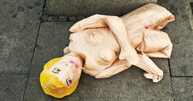 Man Distracted by Fact Sex Doll He Ordered Looks a Bit Like Iggy Pop