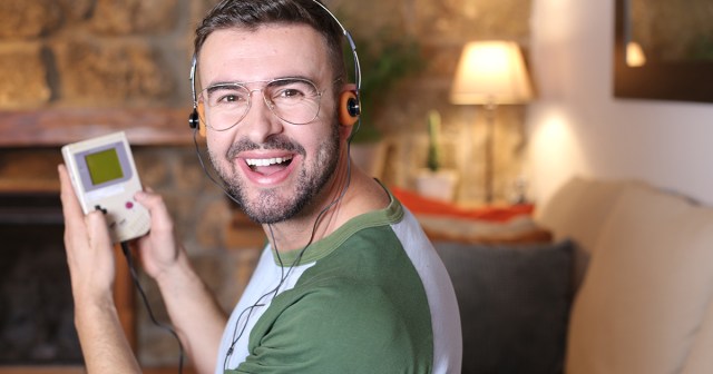 Opinion: Life Was Simpler in the ’90s When I Had No Bills, Responsibilities, or Understanding of the World