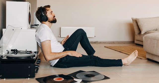 Punk Audiophile Spends $2,000 on Turntable to Listen to Album Recorded on Beer Soaked 4-Track in Basement