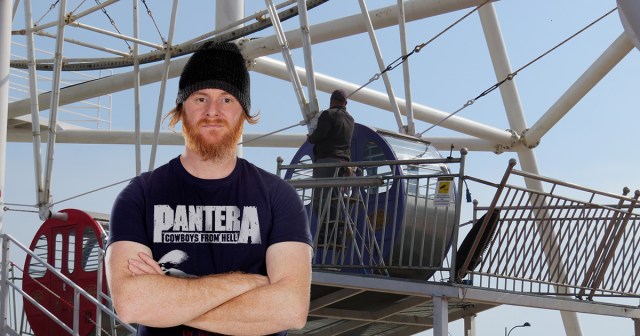 Guy Wearing Pantera Shirt Can Totally Pull Some Strings and Get You on the Ferris Wheel for Free