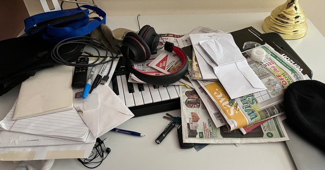 MIDI Keyboard Doubles As MIDI Thing To Stack Shit On