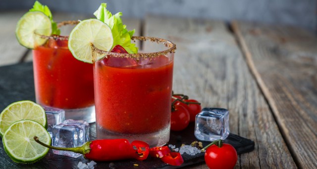 10 Cocktails and the Musicians We’d Fight After Drinking Them