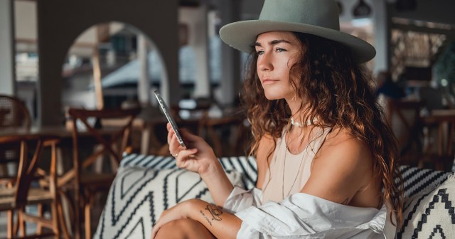 Wellness Influencer Responds to Tragedy with “Thoughts and Manifestations”