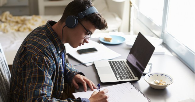 The 5 Best Study Albums for People Who Have Deluded Themselves Into Thinking Ambient Techno Is Somehow Going To Make Them Any Smarter