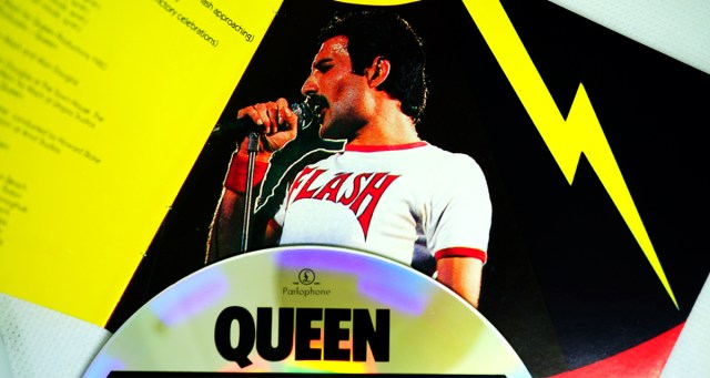 “Fat Bottom Girls Make The Rockin’ World Go Round?” 6 Times Freddie Mercury Was Dead Wrong About Science